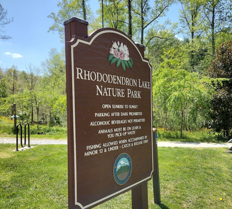 Rhododendron Lake Nature Park (Hendersonville,&nbspNC)